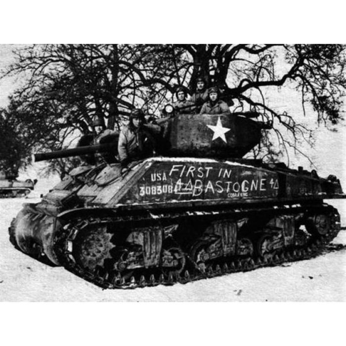 Cobi 2550 M4A3E2 "Jumbo" Sherman photo historique